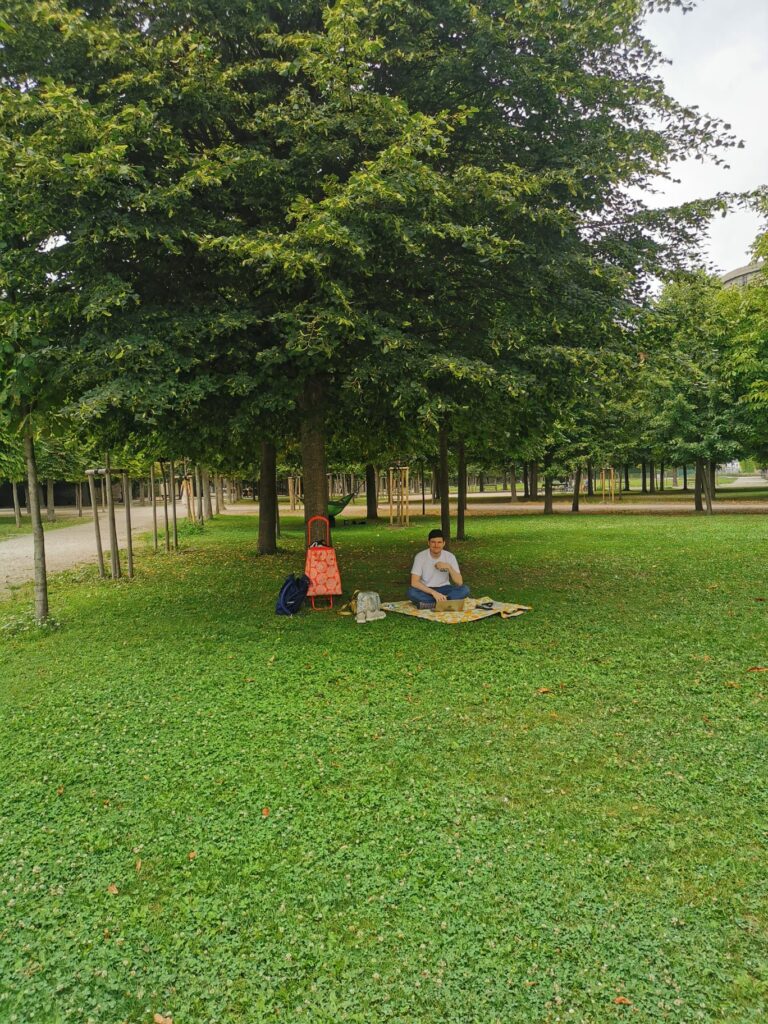 location02